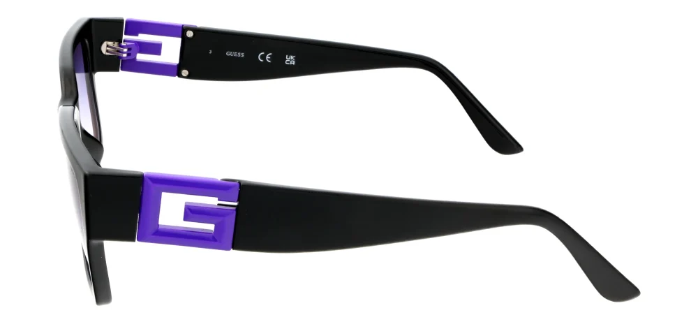 Guess GU7916
